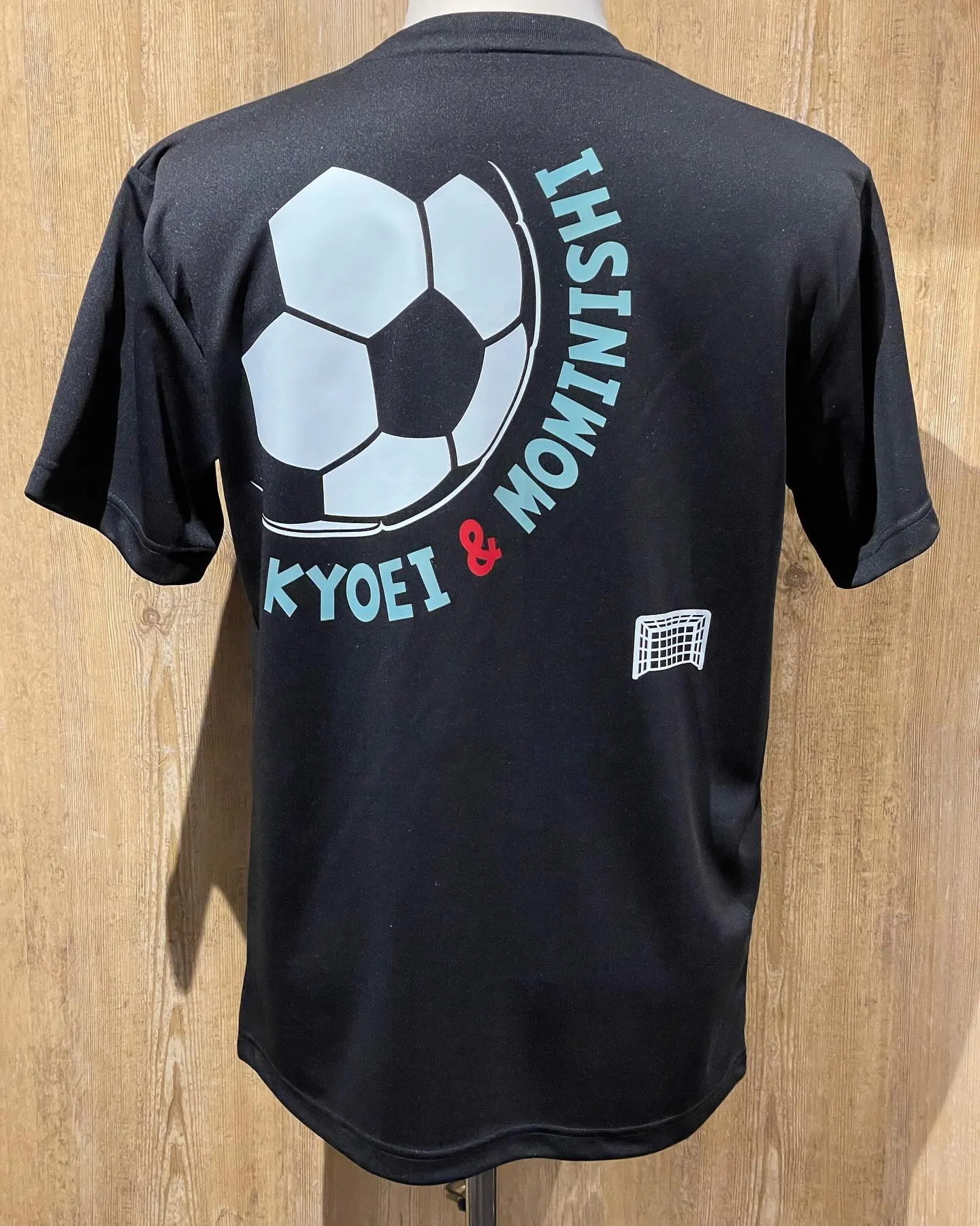 少年サッカーチームのTシャツを作成させていただきました！